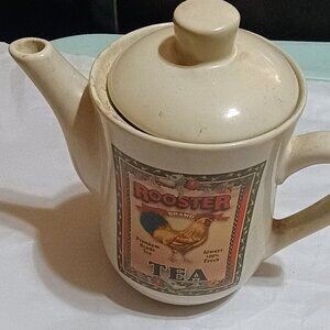Rooster Tea pot with lid